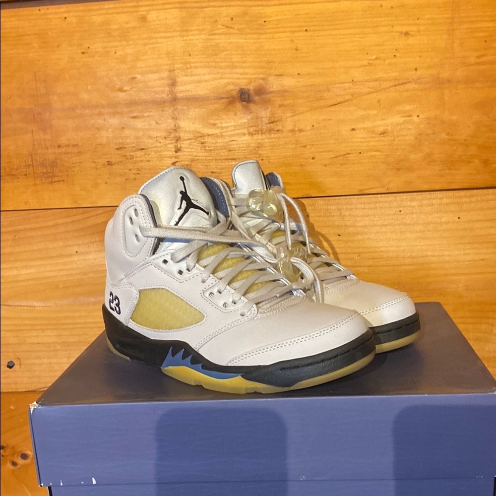 Nike Air Jordan 5 Sneakers - Cream and Black